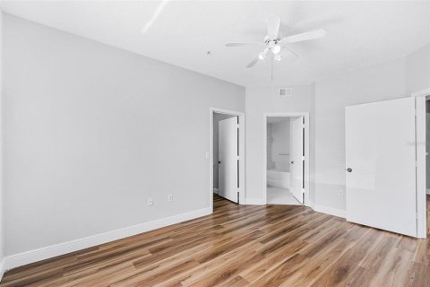 Copropriété à vendre à Orlando, Floride: 2 chambres, 111.95 m2 № 1402506 - photo 13