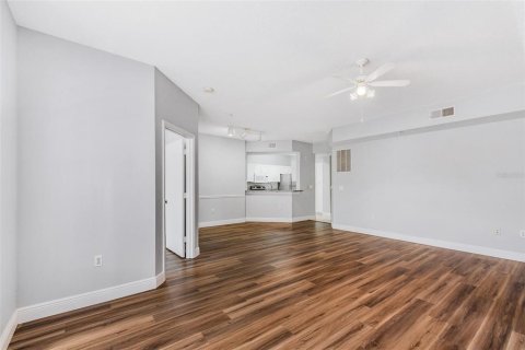 Copropriété à vendre à Orlando, Floride: 2 chambres, 111.95 m2 № 1402506 - photo 5