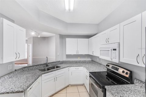 Copropriété à vendre à Orlando, Floride: 2 chambres, 111.95 m2 № 1402506 - photo 8