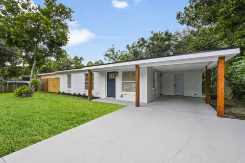 Casa en venta en Tampa, Florida, 3 dormitorios, 104.42 m2 № 1296516 - foto 1