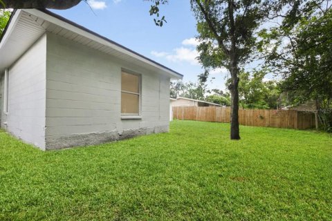 Villa ou maison à vendre à Tampa, Floride: 3 chambres, 104.42 m2 № 1296516 - photo 22