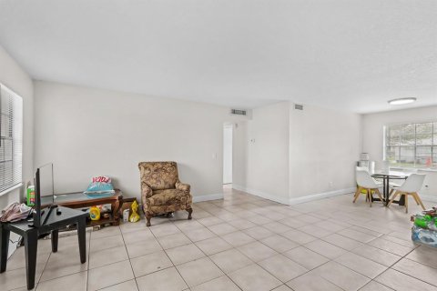 Copropriété à vendre à Orlando, Floride: 3 chambres, 111.02 m2 № 1197236 - photo 15