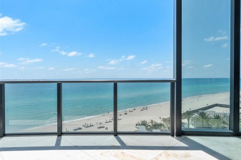 Condo in Sunny Isles Beach, Florida, 4 bedrooms  № 1141761 - photo 24