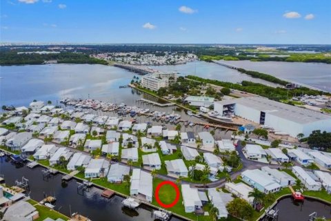 Terreno en venta en Saint Petersburg, Florida № 1326808 - foto 6