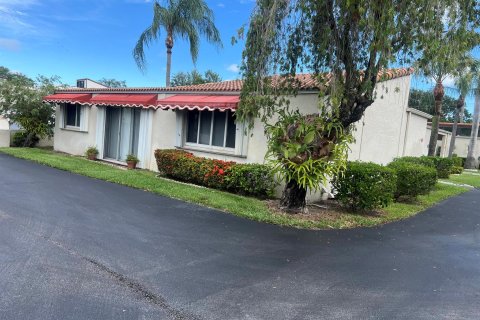 Copropriété à vendre à Palm Springs, Floride: 2 chambres, 120.59 m2 № 1228565 - photo 24