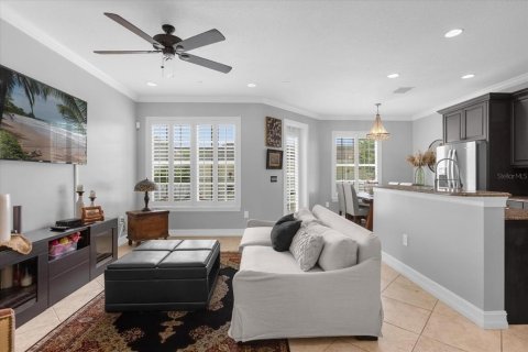 Adosado en venta en Orlando, Florida, 3 dormitorios, 185.34 m2 № 1313466 - foto 11