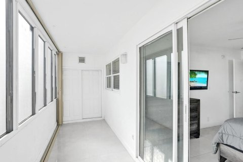 Condominio en venta en Delray Beach, Florida, 2 dormitorios, 81.75 m2 № 914060 - foto 11