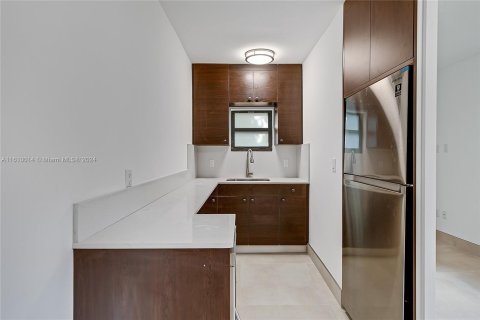 Immobilier commercial à vendre à Miami, Floride: 193.61 m2 № 1232240 - photo 30