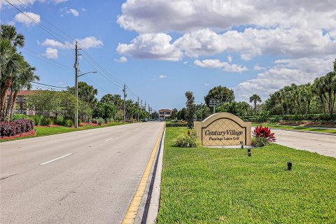 Condo in Pembroke Pines, Florida, 2 bedrooms  № 1185629 - photo 26