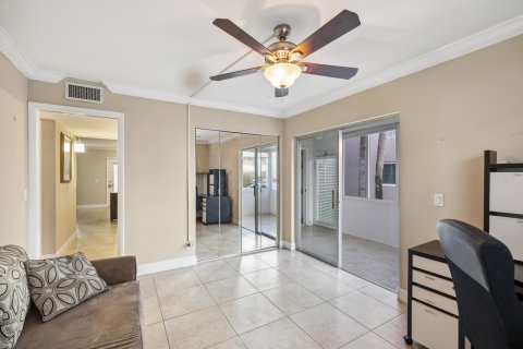 Condominio en venta en Delray Beach, Florida, 2 dormitorios, 84.54 m2 № 851980 - foto 7