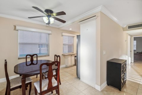 Condo in Delray Beach, Florida, 2 bedrooms  № 851980 - photo 16