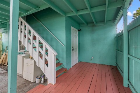 Immobilier commercial à vendre à Saint Petersburg, Floride: 109.72 m2 № 1349658 - photo 17