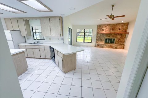 Villa ou maison à vendre à Dunnellon, Floride: 3 chambres, 179.86 m2 № 1288527 - photo 3