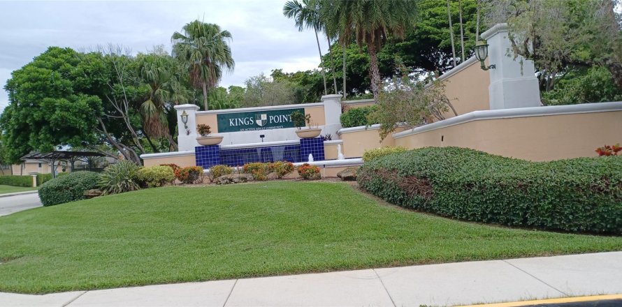 Condo in Tamarac, Florida, 2 bedrooms  № 1221693