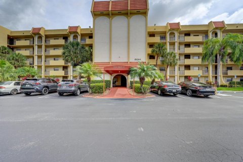 Copropriété à vendre à Boca Raton, Floride: 2 chambres, 107.77 m2 № 579974 - photo 24