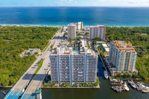 Condo in Fort Lauderdale, Florida, 2 bedrooms  № 1231262 - photo 3