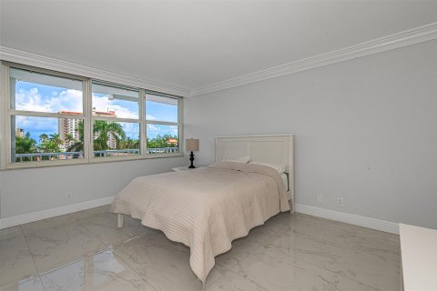 Condo in Fort Lauderdale, Florida, 2 bedrooms  № 1231262 - photo 12