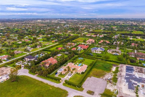 Terreno en venta en Southwest Ranches, Florida № 911500 - foto 1