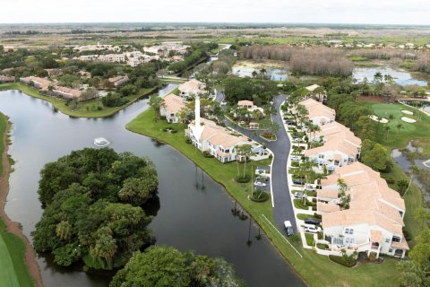 Copropriété à vendre à Palm Beach Gardens, Floride: 2 chambres, 132.48 m2 № 1005121 - photo 1