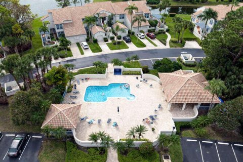 Copropriété à vendre à Palm Beach Gardens, Floride: 2 chambres, 132.48 m2 № 1005121 - photo 4