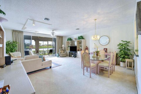 Condominio en venta en Palm Beach Gardens, Florida, 2 dormitorios, 132.48 m2 № 1005121 - foto 17