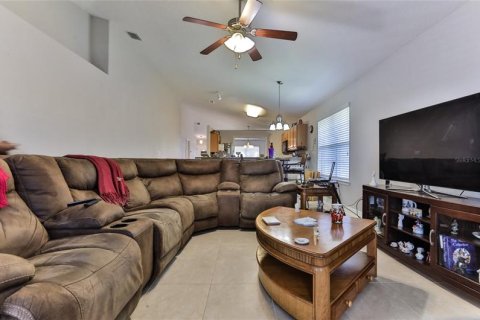 Casa en venta en Edgewater, Florida, 4 dormitorios, 184.78 m2 № 264549 - foto 22