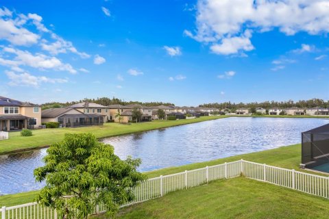 House in Tampa, Florida 6 bedrooms, 514.77 sq.m. № 1382297 - photo 2