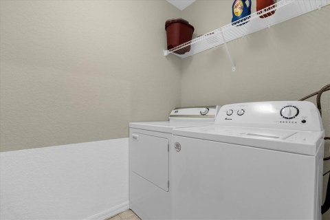 Condo in Davenport, Florida, 2 bedrooms  № 1300351 - photo 14