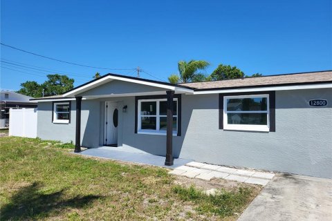 House in Hudson, Florida 3 bedrooms, 132.76 sq.m. № 1403606 - photo 1