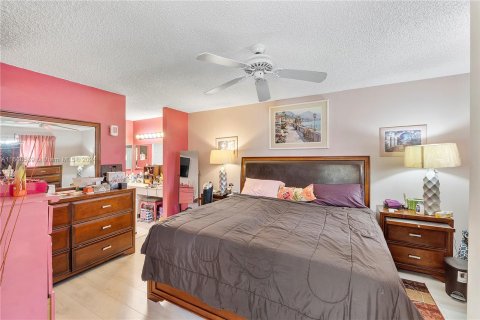 Copropriété à vendre à Sunrise, Floride: 2 chambres, 127.28 m2 № 1385927 - photo 7