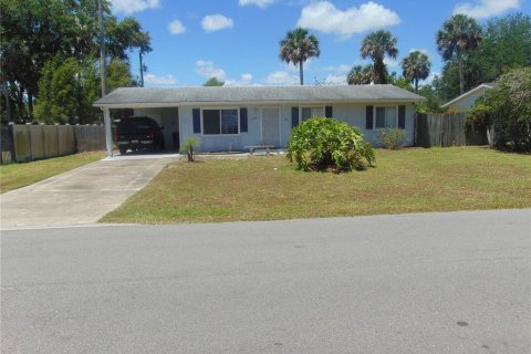 Villa ou maison à vendre à Edgewater, Floride: 3 chambres, 96.62 m2 № 1198561 - photo 1