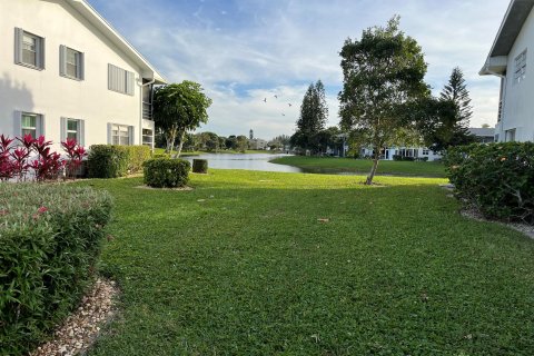 Condominio en venta en West Palm Beach, Florida, 2 dormitorios, 74.14 m2 № 854237 - foto 14