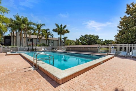 Condo in Bradenton, Florida, 2 bedrooms  № 1379711 - photo 25