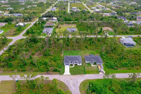 Casa en venta en Port Charlotte, Florida, 4 dormitorios, 167.22 m2 № 1379748 - foto 30