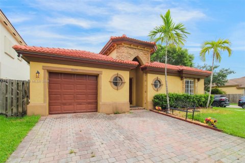 Casa en venta en Cutler Bay, Florida, 3 dormitorios, 162.49 m2 № 1227333 - foto 30