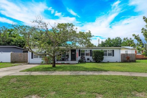 Villa ou maison à vendre à Orlando, Floride: 3 chambres, 144.93 m2 № 1382123 - photo 1