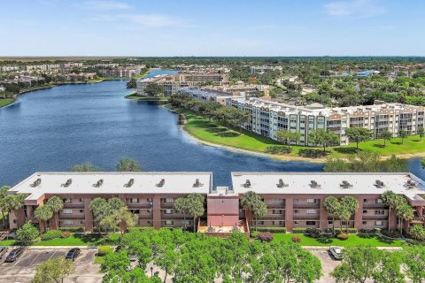 Condo in Tamarac, Florida, 2 bedrooms  № 1188824 - photo 30