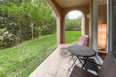 Copropriété à vendre à Aventura, Floride: 2 chambres, 102.19 m2 № 953972 - photo 15