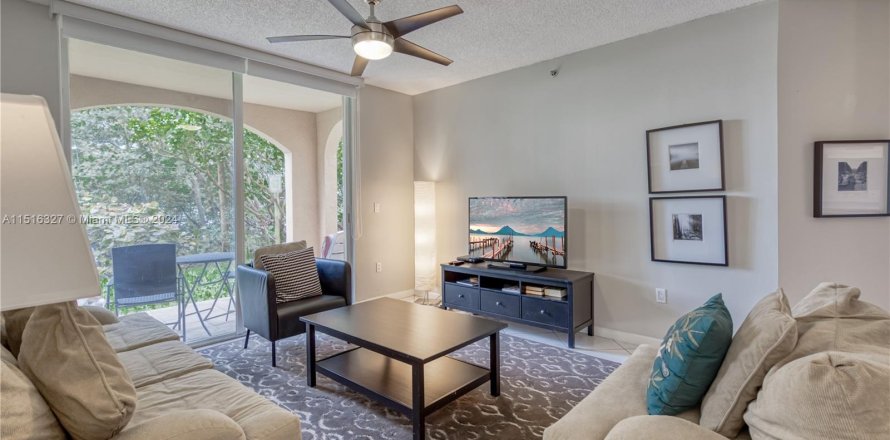 Condo in Aventura, Florida, 2 bedrooms  № 953972