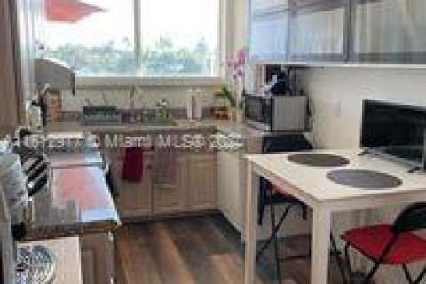 Condo in Fort Lauderdale, Florida, 2 bedrooms  № 1234884 - photo 8