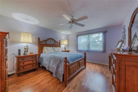 Condo in Coconut Creek, Florida, 2 bedrooms  № 1100378 - photo 12