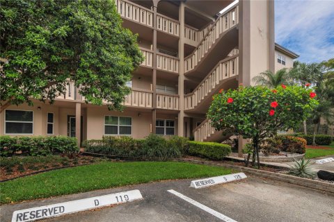 Condo in Coconut Creek, Florida, 2 bedrooms  № 1100378 - photo 2