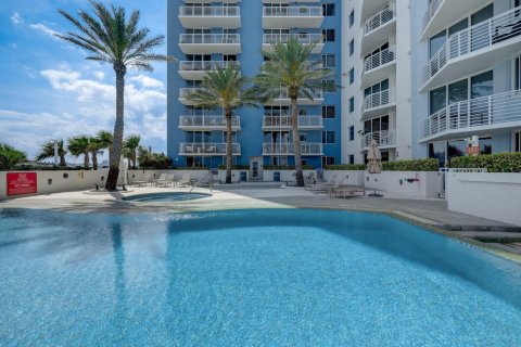 Condo in West Palm Beach, Florida, 1 bedroom  № 1100306 - photo 7