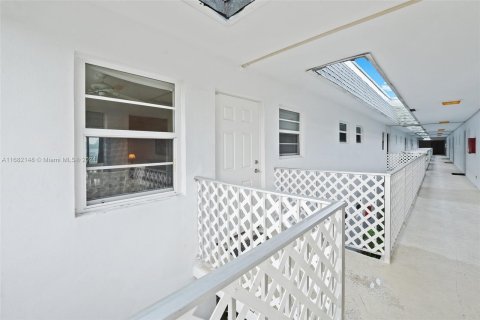 Condominio en venta en Margate, Florida, 2 dormitorios, 92.9 m2 № 1413945 - foto 3