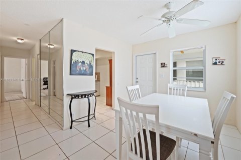 Condominio en venta en Margate, Florida, 2 dormitorios, 92.9 m2 № 1413945 - foto 6