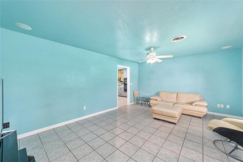 Villa ou maison à vendre à Ocala, Floride: 4 chambres, 159.61 m2 № 1314176 - photo 13