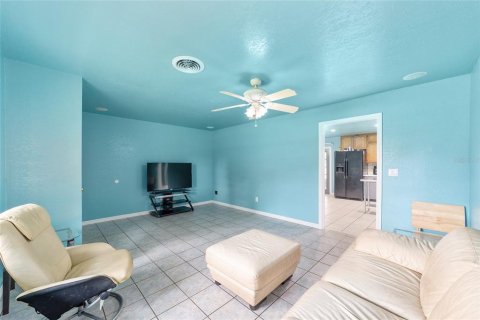 Casa en venta en Ocala, Florida, 4 dormitorios, 159.61 m2 № 1314176 - foto 14