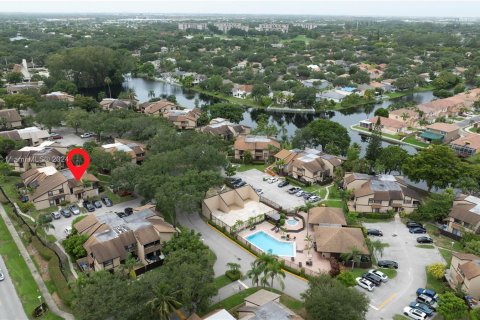 Touwnhouse à vendre à Pembroke Pines, Floride: 3 chambres, 143.26 m2 № 1232835 - photo 25