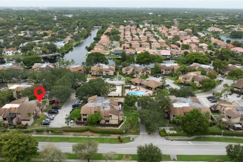 Touwnhouse à vendre à Pembroke Pines, Floride: 3 chambres, 143.26 m2 № 1232835 - photo 24