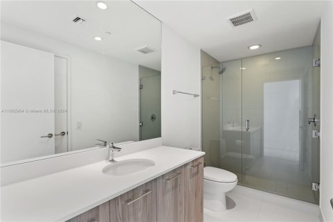 Copropriété à vendre à Miami, Floride: 2 chambres, 100.71 m2 № 1232886 - photo 15